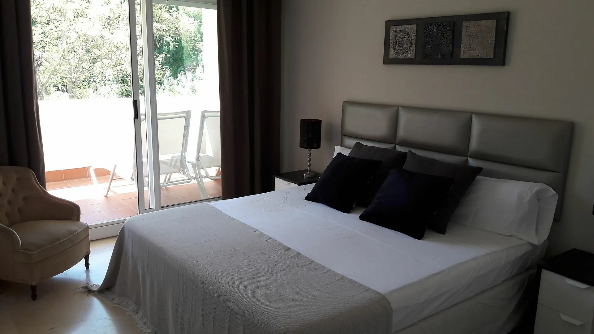 Apartamento En Marbella Con Vistas Al Golf